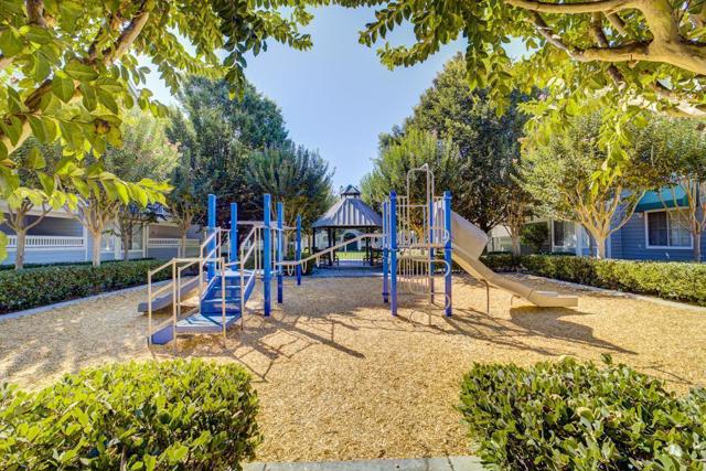 602 Arcadia Terrace, Sunnyvale CA: https://media.crmls.org/mediaz/4c40caf2-dfd1-4e08-93c4-df989612e120.jpg