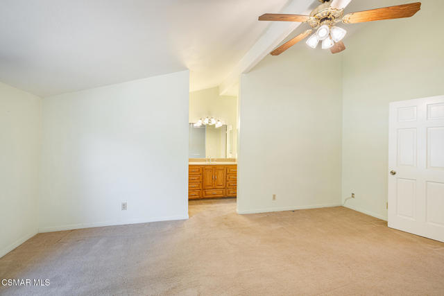 2255 Mcdonald Street, Simi Valley CA: https://media.crmls.org/mediaz/4c40d3e6-de24-4c7e-af36-fcce59ced3fa.jpg