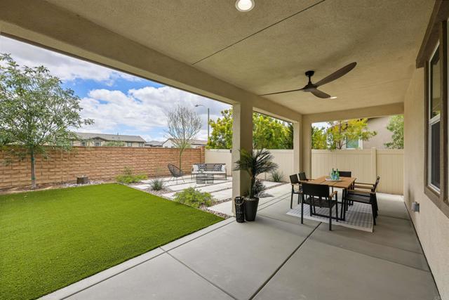 Detail Gallery Image 11 of 55 For 32131 Verbena Way, Temecula,  CA 92591 - 5 Beds | 3/1 Baths