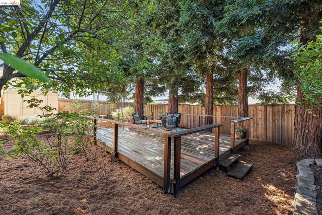 Image 27 of 32 For 2833 Morgan Avenue