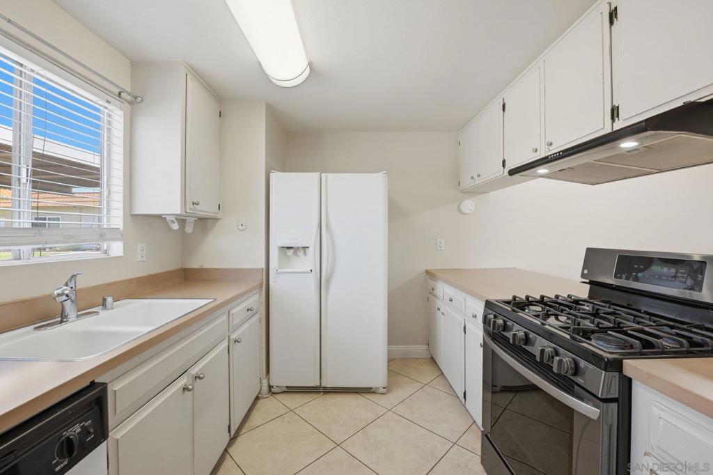 2012 Mission Ave - photo 9