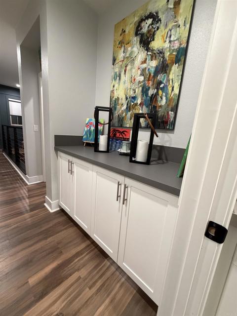 Detail Gallery Image 18 of 39 For 1247 Corte Mendi, Chula Vista,  CA 91913 - 4 Beds | 3/1 Baths