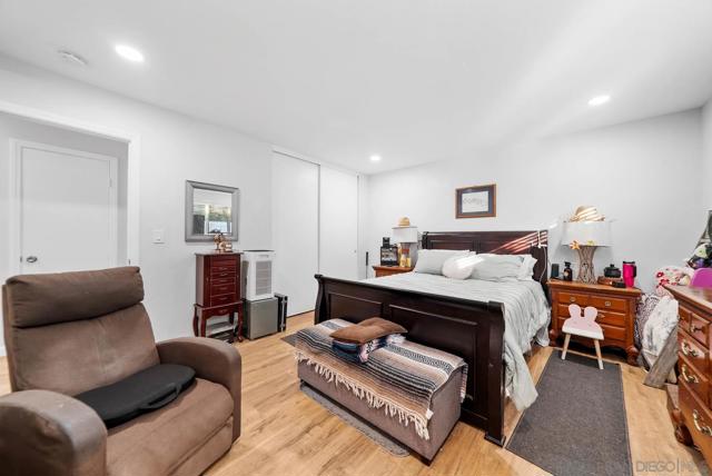 2297 1/2 Orchard Ave, El Cajon CA: https://media.crmls.org/mediaz/4c441909-f39c-4568-86b9-0ef4b694a0d7.jpg