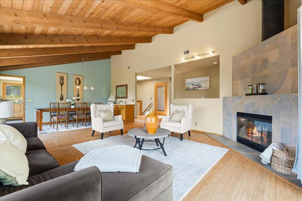22213 Quinterno Court