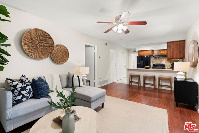 1407 E Kramer Drive, Carson CA: https://media.crmls.org/mediaz/4c44bd95-6b1d-427d-bcc3-8eeb9b58274e.jpg