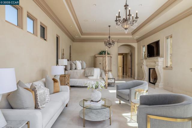940 Eagle Ridge Dr, Danville CA: https://media.crmls.org/mediaz/4c44cac4-ce1f-40c9-a872-411b74f56abf.jpg