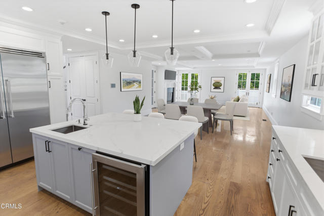 5 Bed Home for Sale in Los Angeles, California