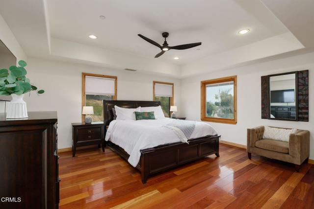 300 N Kalorama Street, Ventura CA: https://media.crmls.org/mediaz/4c45a7aa-92e7-41ec-9be8-f0e9eeaf6316.jpg