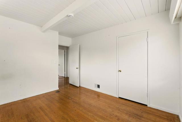 46 Hilltop Drive, San Carlos CA: https://media.crmls.org/mediaz/4c4610ae-7934-4eb7-86df-0ec444dc3836.jpg