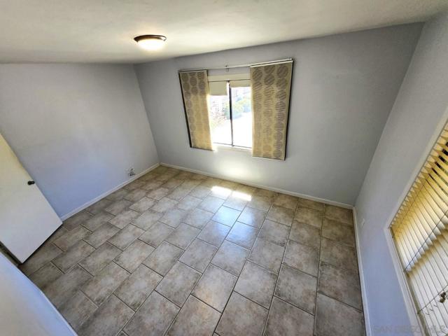 5361 Central Ave, Bonita CA: https://media.crmls.org/mediaz/4c46d032-bd06-4a7b-b2c1-418af4bc6d06.jpg