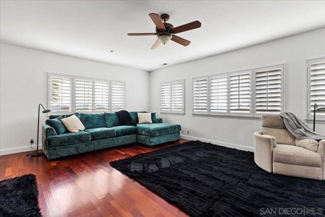 31252 North Star Way, Valley Center CA: https://media.crmls.org/mediaz/4c47fdf6-e6f5-43bc-a890-987733a1e124.jpg