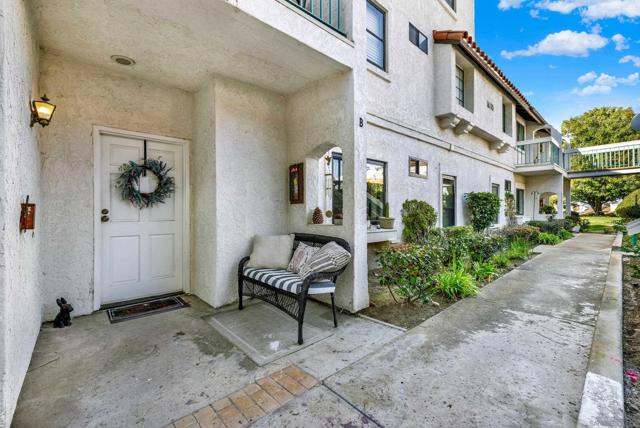 16310 Avenida Venusto, San Diego, California 92128, 3 Bedrooms Bedrooms, ,2 BathroomsBathrooms,Condominium,For Sale,Avenida Venusto,250019254SD