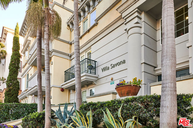 7101 Playa Vista Drive, Playa Vista CA: https://media.crmls.org/mediaz/4c48fe06-a378-4937-b71b-f4842e437c53.jpg