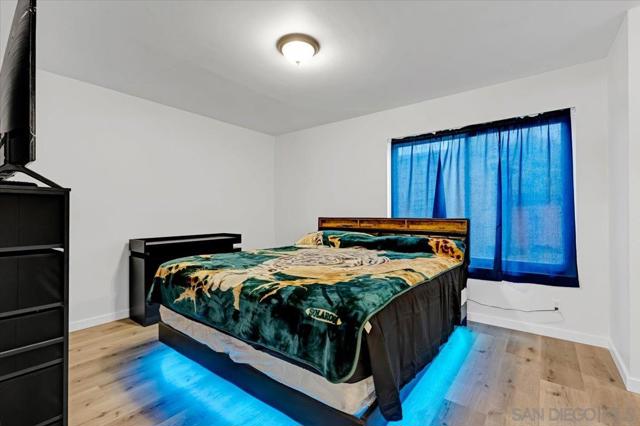 1468 Leaf Ter, San Diego CA: https://media.crmls.org/mediaz/4c490b8b-fbf3-4e3e-b3fd-2888c7d294ce.jpg