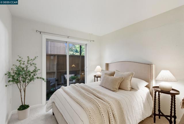 2055 Sierra Rd, Concord CA: https://media.crmls.org/mediaz/4c4945c5-cc50-41e1-a824-35616bd23b00.jpg