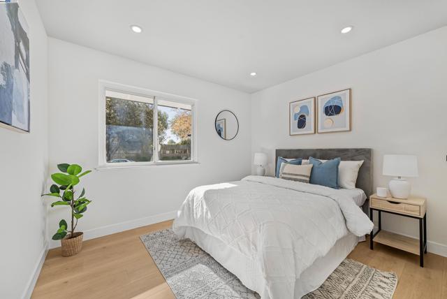 39850 Sundale Dr., Fremont CA: https://media.crmls.org/mediaz/4c497aa9-d283-4926-addd-b341aca53220.jpg