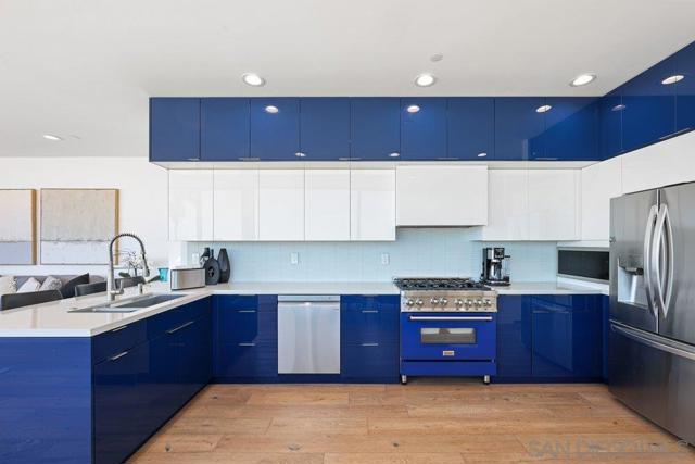 4545 Newport Ave, San Diego CA: https://media.crmls.org/mediaz/4c49927c-3872-4cb5-956b-85764cf932ad.jpg