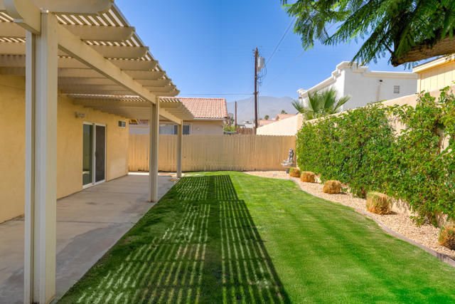 53215 Avenida Alvarado, La Quinta CA: https://media.crmls.org/mediaz/4c499c35-ba7f-4df4-b31b-9ed4146cc0ae.jpg