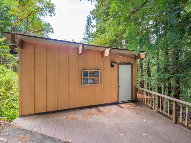 325 Woodland Drive, Scotts Valley CA: https://media.crmls.org/mediaz/4c4a1a9e-82aa-4de5-9ca7-8a5c898a9215.jpg