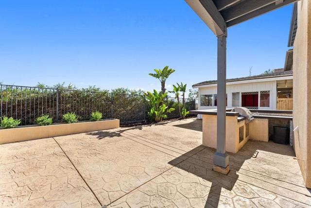 Detail Gallery Image 31 of 44 For 1004 Red Granite Rd, Chula Vista,  CA 91913 - 5 Beds | 4/1 Baths