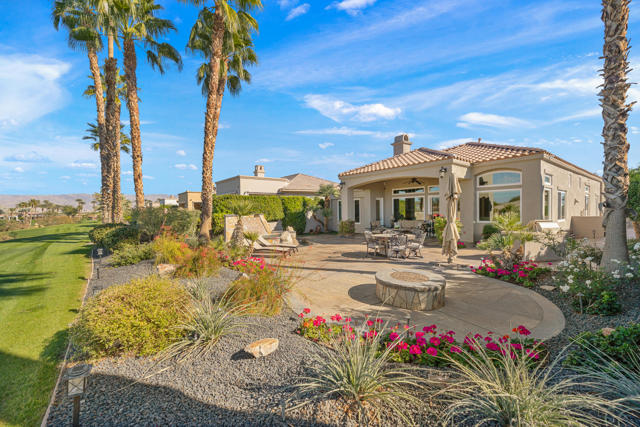 50605 Verano Drive, La Quinta CA: https://media.crmls.org/mediaz/4c4ad2e1-428c-4d75-a8e3-bc1ded30c858.jpg