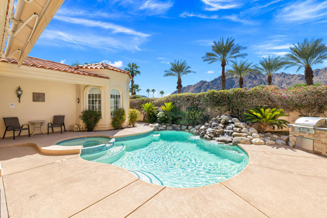 77312 Coyote Creek Path, Indian Wells CA: https://media.crmls.org/mediaz/4c4b5c31-94df-4f2c-b46e-355c55a0b2ce.jpg