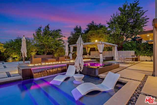 3144 Corda Drive, Los Angeles CA: https://media.crmls.org/mediaz/4c4bc8ee-1c5e-49f6-81ee-a79309cc2902.jpg