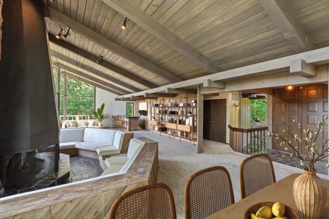 40 Deer Path Drive, Portola Valley CA: https://media.crmls.org/mediaz/4c4bd5bd-0bc7-4a9d-88ff-63c785bd8c47.jpg