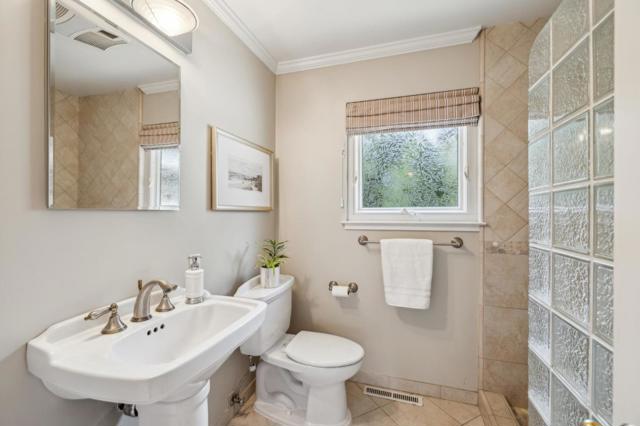 1399 Woodland Avenue, Menlo Park CA: https://media.crmls.org/mediaz/4c4c61c8-9021-4cc5-84cb-303e0ca288ec.jpg
