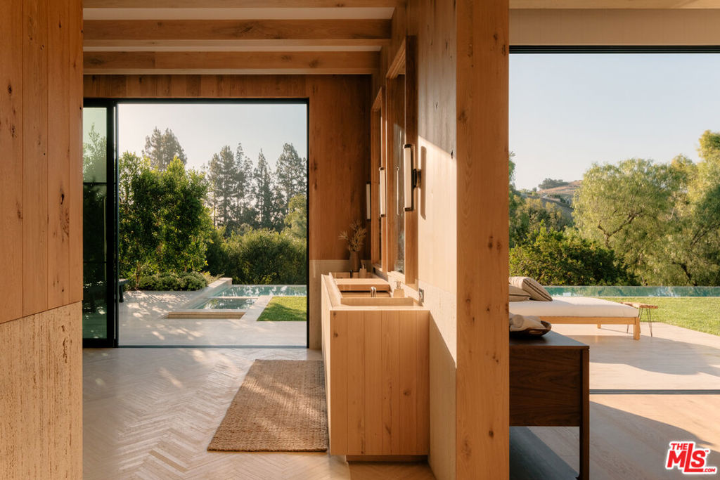 MLS #26864711 image #44