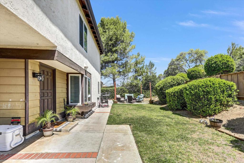 11366 Meadow Flower Place - photo 5