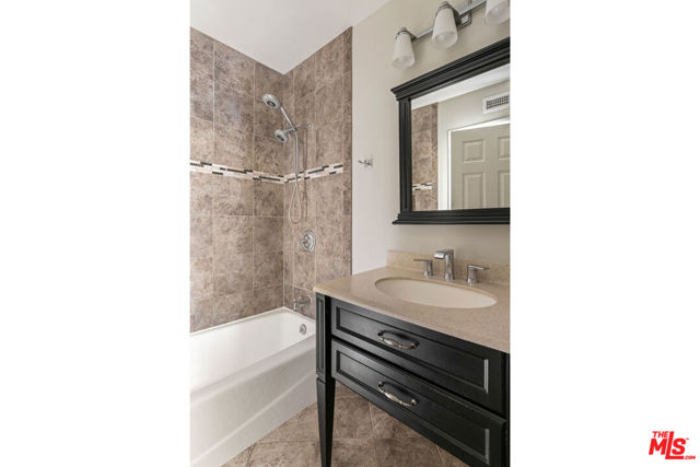 2591 Sunnydale Drive, Duarte CA: https://media.crmls.org/mediaz/4c50e0a6-cc0a-4618-8963-6b6430f2a11f.jpg