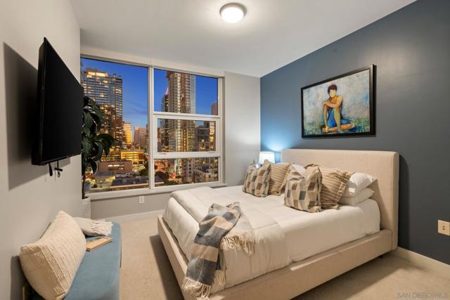 1325 Pacific Hwy, San Diego CA: https://media.crmls.org/mediaz/4c5105f9-6c0c-4a04-a803-5b40fcd40e77.jpg