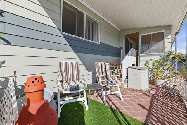 Detail Gallery Image 9 of 43 For 1930 W San Marcos Bld #204,  San Marcos,  CA 92078 - 2 Beds | 2 Baths