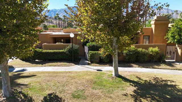 4881 S Winners Circle #B, Palm Springs, CA 92264