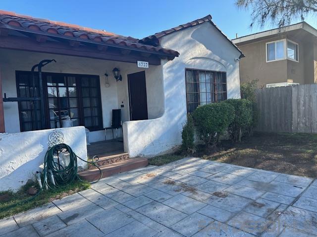 4727 Choctaw Dr., San Diego CA: https://media.crmls.org/mediaz/4c520bcf-736c-4720-a8a4-8b1512d836ba.jpg