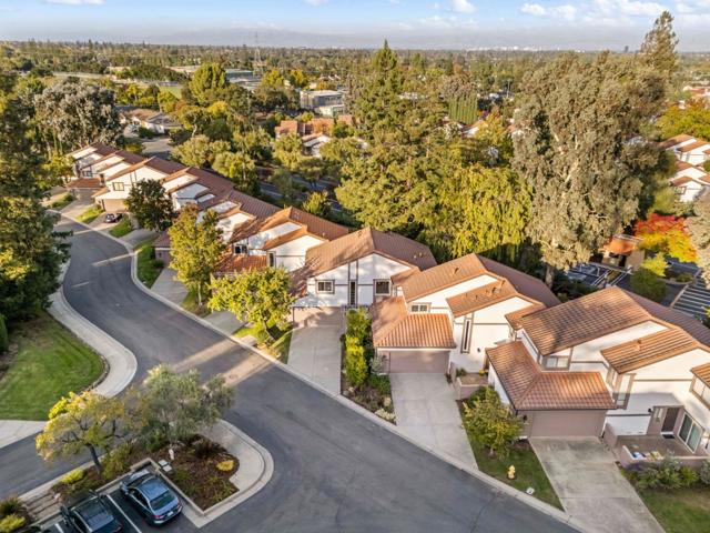 112 El Olivar, Los Gatos CA: https://media.crmls.org/mediaz/4c522426-99e0-49de-82b6-eefcd4b9f202.jpg