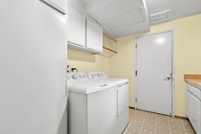 230 Castillon Way, San Jose CA: https://media.crmls.org/mediaz/4c52d9af-8361-4ce3-83ba-19a74e404b3c.jpg