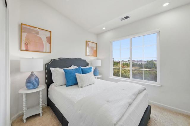 123 Positano Circle, Redwood City CA: https://media.crmls.org/mediaz/4c52f6e6-90d7-42df-a84b-bf75b1c98e7a.jpg