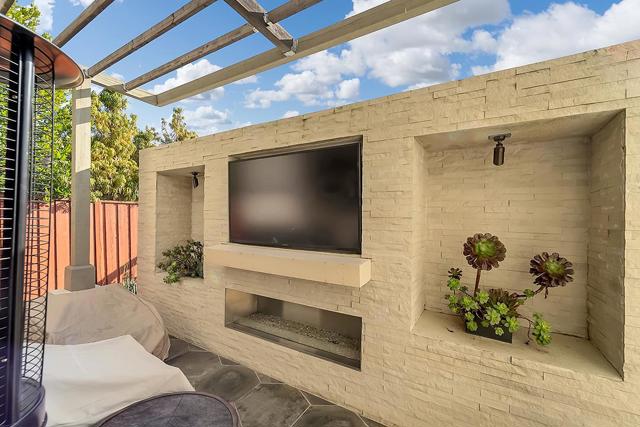 600 Thyme Way, San Ramon CA: https://media.crmls.org/mediaz/4c53958a-ae33-4309-b958-e69f7464f593.jpg