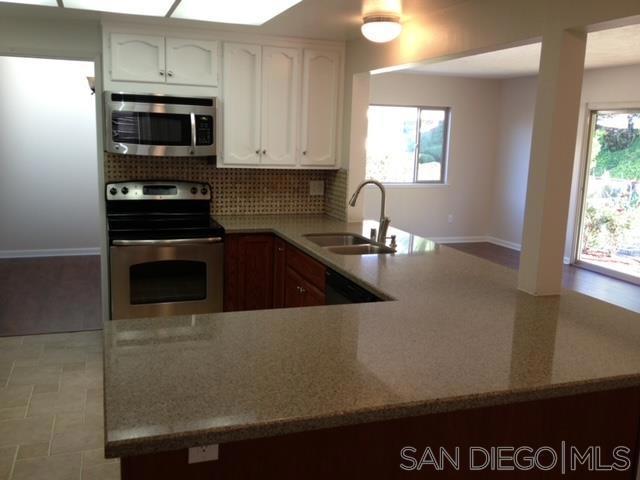 12581 Lomica Ave, San Diego CA: https://media.crmls.org/mediaz/4c5411f1-8341-4477-ba72-489dadd309f5.jpg