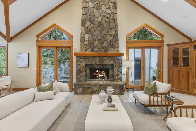 14205 Shannon Road, Los Gatos CA: https://media.crmls.org/mediaz/4c544184-95d6-44db-b0f4-b71c05f2e26f.jpg