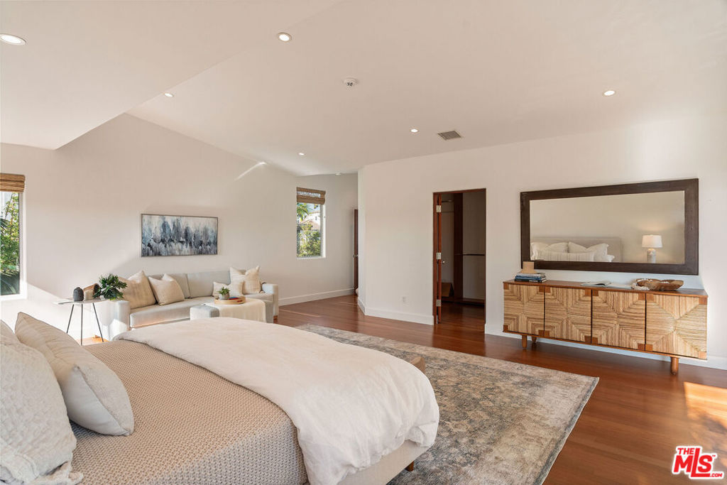 MLS #25589709 image #30