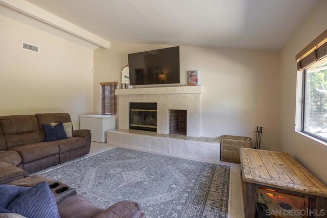 1603 CAMINO DEL SEQUAN, Alpine CA: https://media.crmls.org/mediaz/4c55d27f-819b-4d10-8368-a2e87030d189.jpg