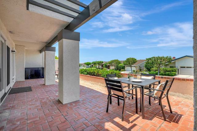 55 Jasmine Creek Drive, Corona del Mar CA: https://media.crmls.org/mediaz/4c566a08-c4e1-49f7-884a-87dca0cff2b4.jpg