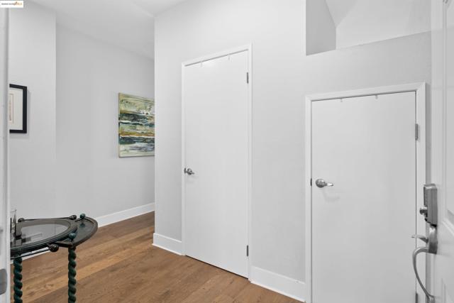 197 Lakeshore Ct, Richmond CA: https://media.crmls.org/mediaz/4c56fe4c-3051-4693-8b28-c7f3e839e4c5.jpg