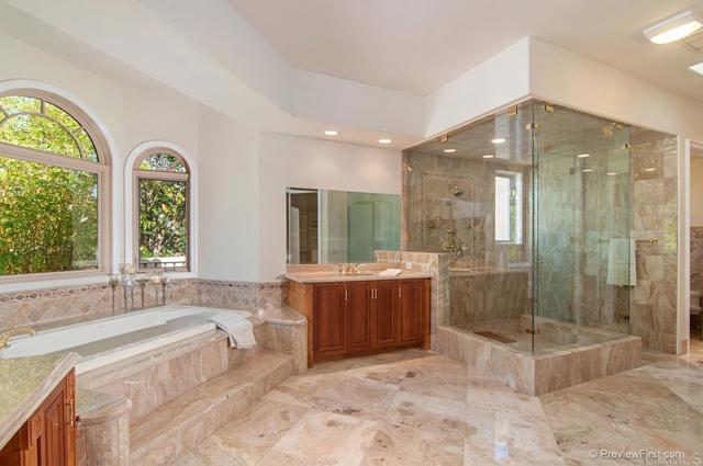 6376 VIA NARANJAL, Rancho Santa Fe, California 92067, 6 Bedrooms Bedrooms, ,5 BathroomsBathrooms,Residential Lease,For Rent,6376 VIA NARANJAL,CRNDP2307843