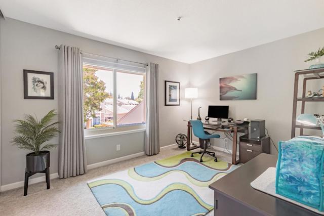 4337 Lake Santa Clara Drive, Santa Clara CA: https://media.crmls.org/mediaz/4c578354-5796-43f6-969e-91a4cd3ba56e.jpg