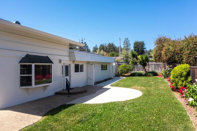 576 Sims Road, Santa Cruz CA: https://media.crmls.org/mediaz/4c579a9b-9502-47b2-b2c4-8b84d14e772c.jpg