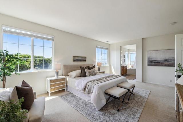 4276 Bay Crest Circle, Seaside CA: https://media.crmls.org/mediaz/4c57c90e-a5ab-42dc-9771-ef0a9583855f.jpg